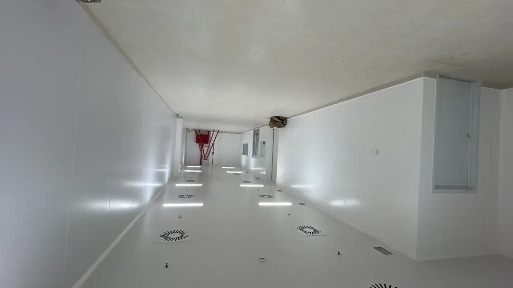 pintura de máquinas industriais