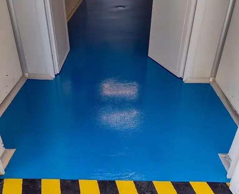 pintura epóxi piso